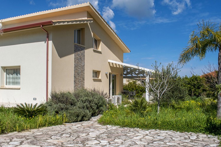 Borgo Aranci Appartamento in Villa Tulipano 18A Residence con Piscina Affitto a Fraginesi Castellammare del Golfo Scopello